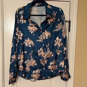 Floral Satiny Women's Top